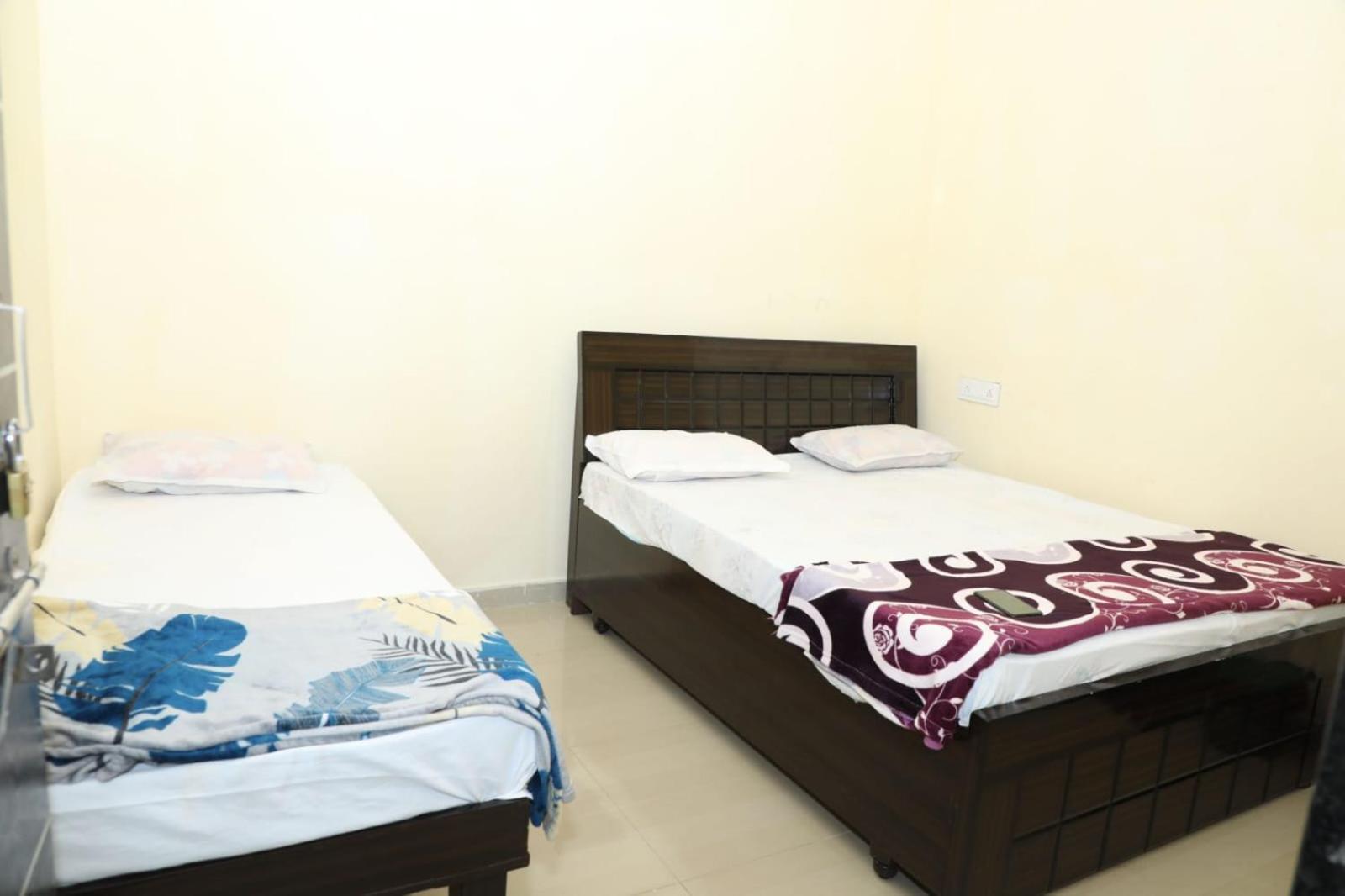 Aradhya Prime Home Stay Garudeshwar Zewnętrze zdjęcie